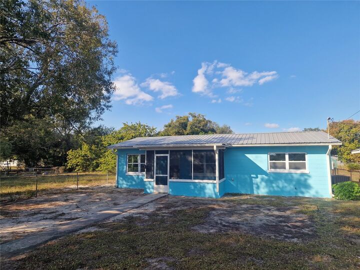 Property Photo:  317 Joe Hilton Street  FL 33825 