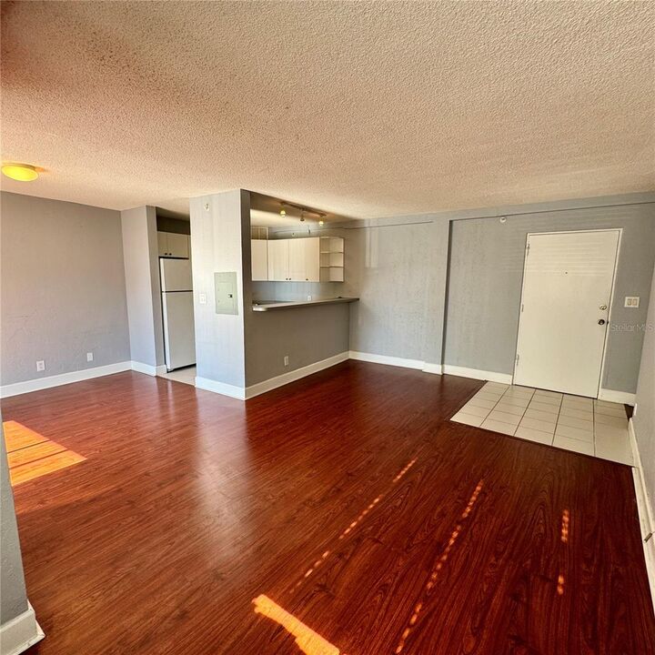 Property Photo: 3315 58th Avenue S 204 FL 33712