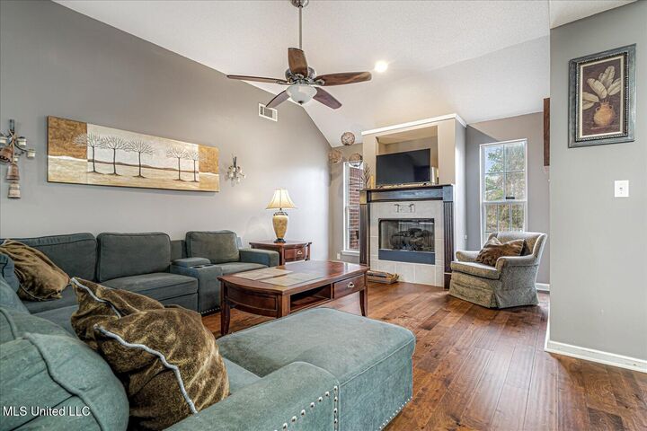 Property Photo: 4978 Graham Lake Drive MS 38654