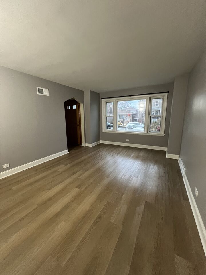 Property Photo:  6208 S Keating Avenue  IL 60629 