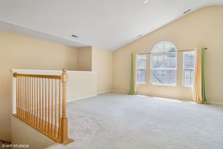 Property Photo:  2906 Stonewater Drive 2906  IL 60564 
