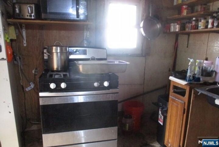 Property Photo:  197 Fairmount Avenue  NJ 07103 