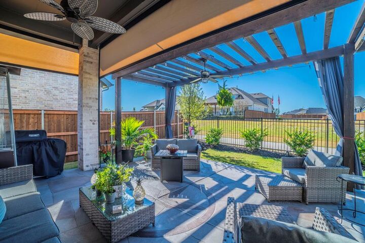 Property Photo:  4418 Timberdrift Street  TX 76065 