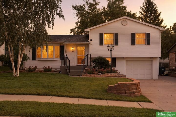 Property Photo: 23 Wenwood Circle IA 51503