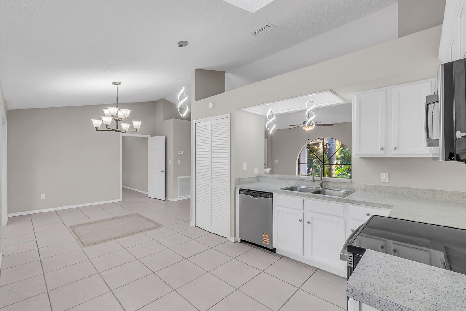 Property Photo:  509 Breakwater Terrace  FL 32958 