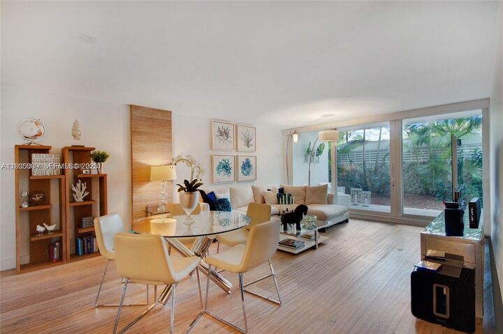 Property Photo: 155 Ocean Lane Dr 104 FL 33149