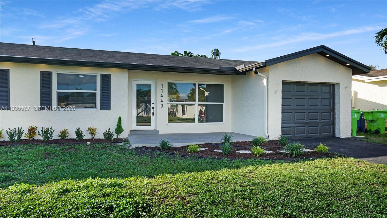 Property Photo:  11440 NW 46th Pl  FL 33323 