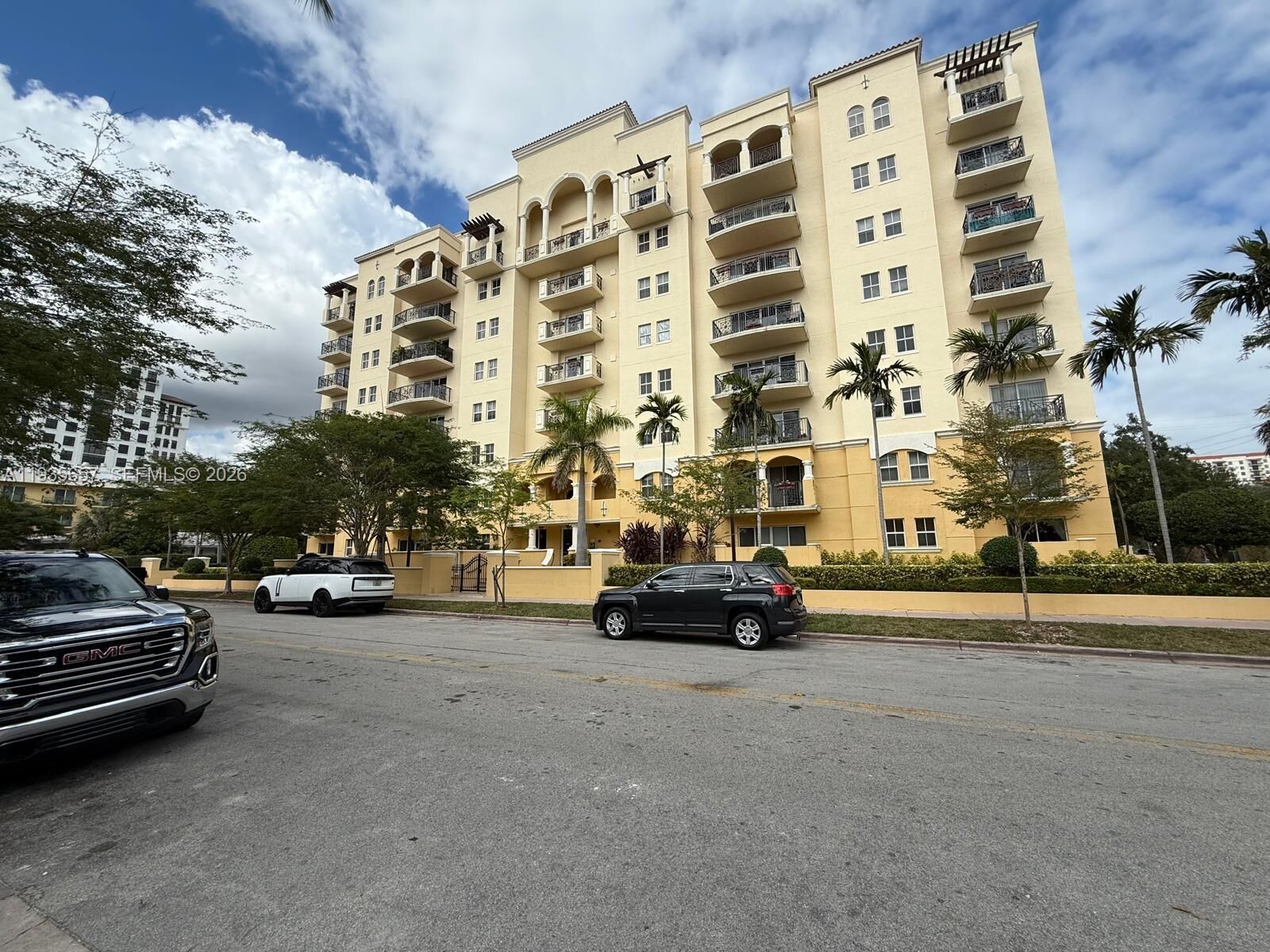 Property Photo: 101 Sidonia Ave 301 FL 33134
