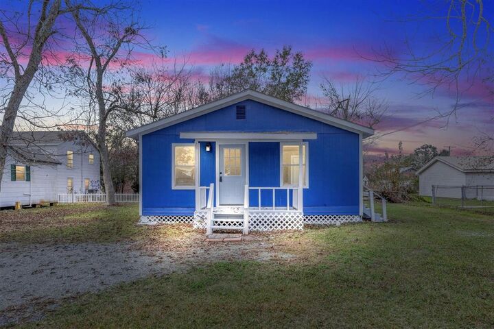 Property Photo:  601 McArthur Street  LA 70663 