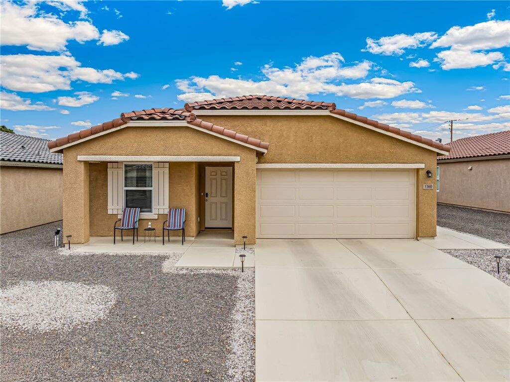 Property Photo:  3360 N Yavapai Street  AZ 86401 