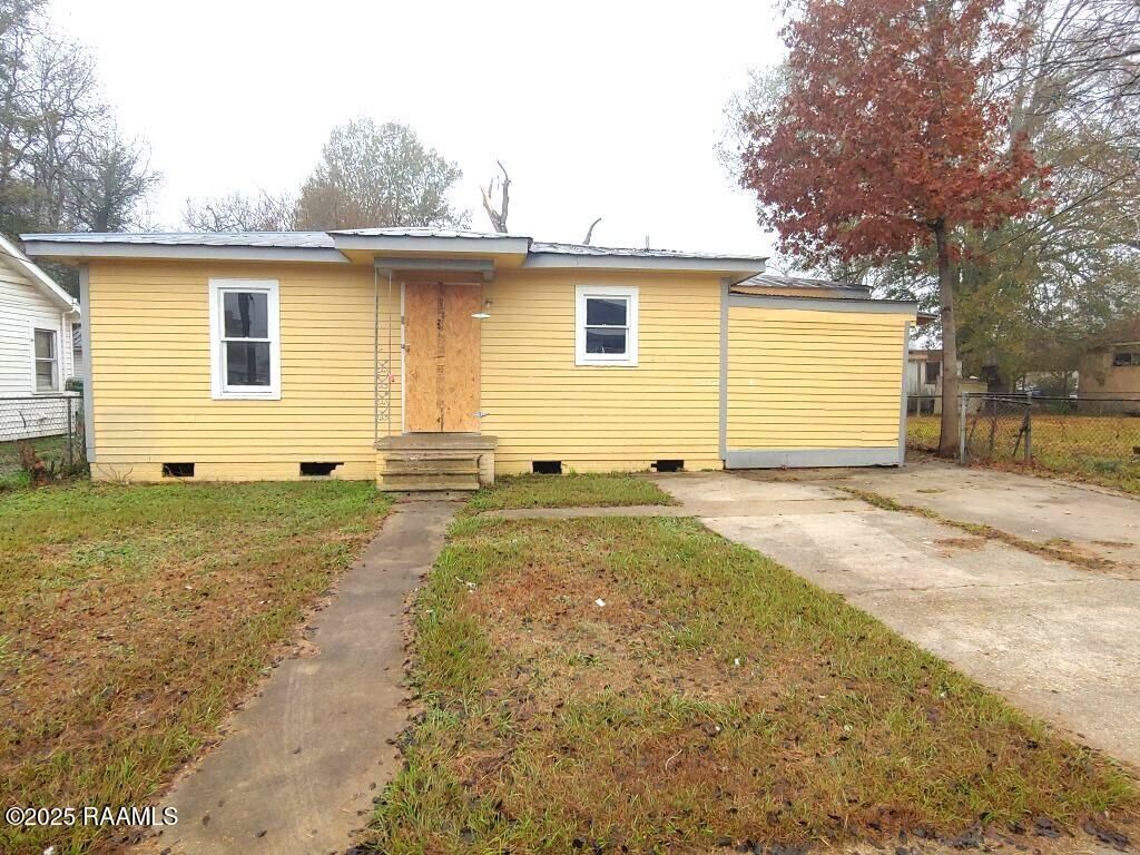 Property Photo: 321 Verdun Street LA 70501