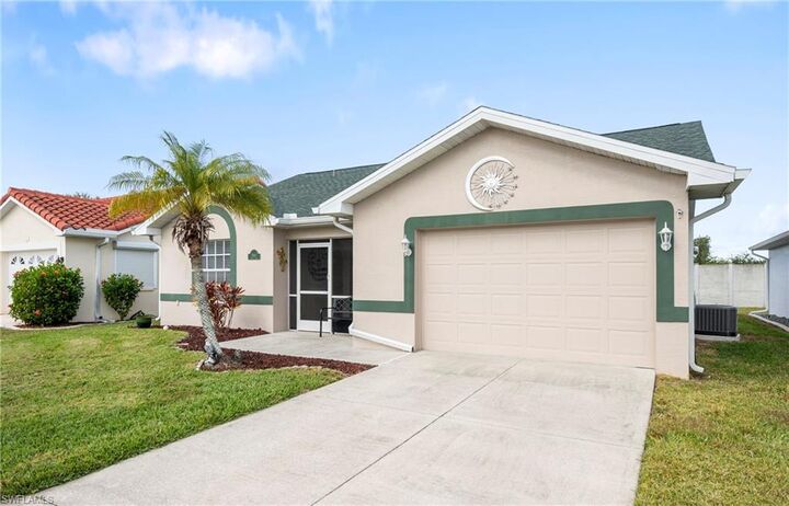 Property Photo:  3581 Gloxinia Dr  FL 33917 