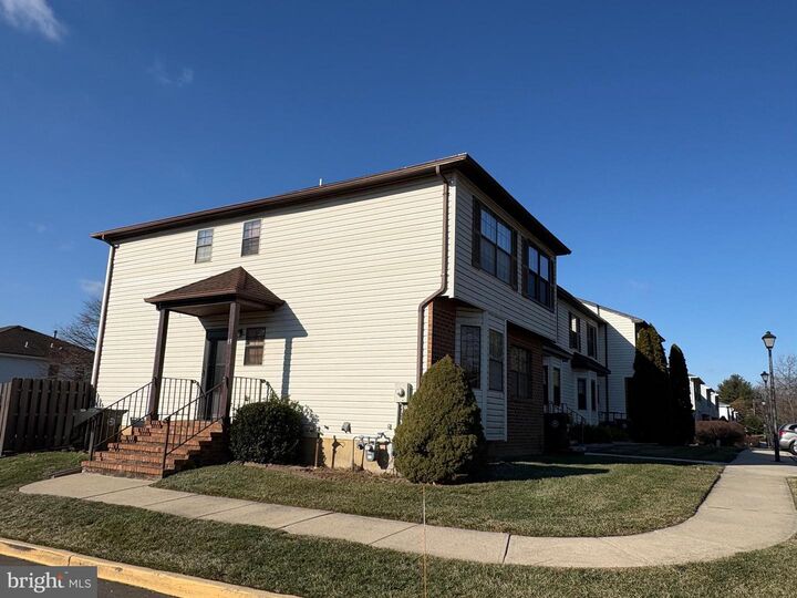 Property Photo:  13 Bordenshire Drive  NJ 08505 