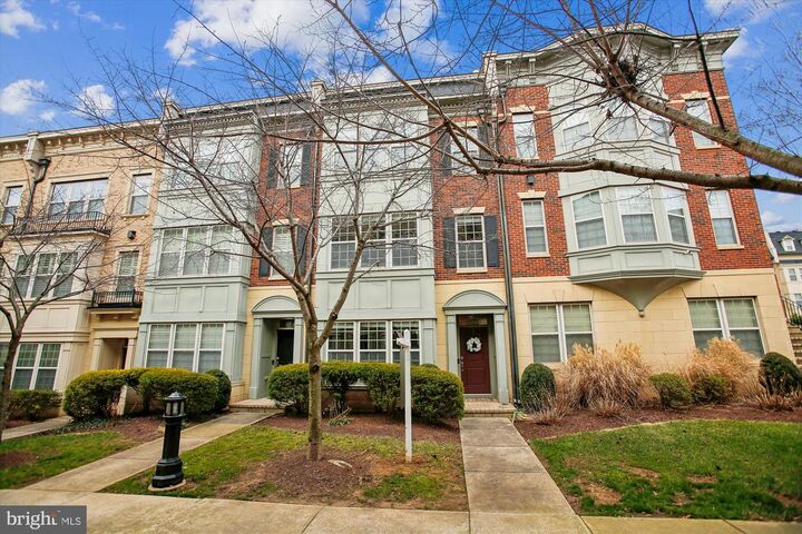 Property Photo:  621 Sprintsail  MD 20745 