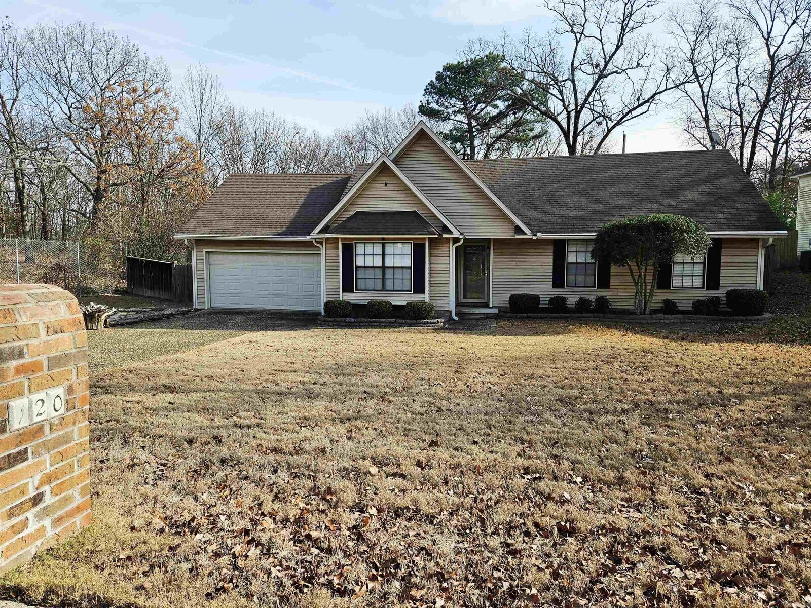 Property Photo: 120 Mayfair Cove AR 72120