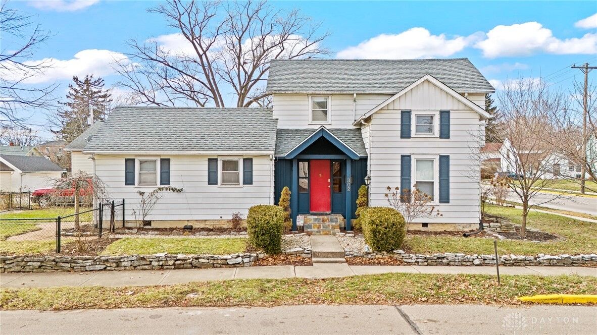 Property Photo:  302 Pennsylvania Avenue  OH 45373 