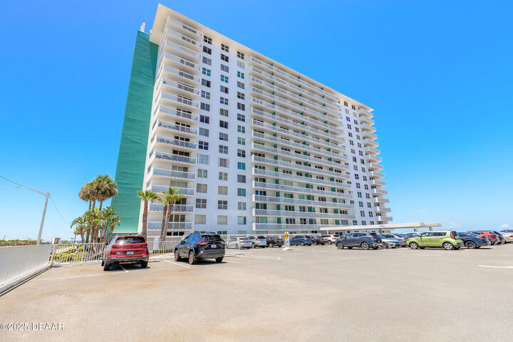 Property Photo:  2800 N Atlantic Avenue 1612  FL 32118 