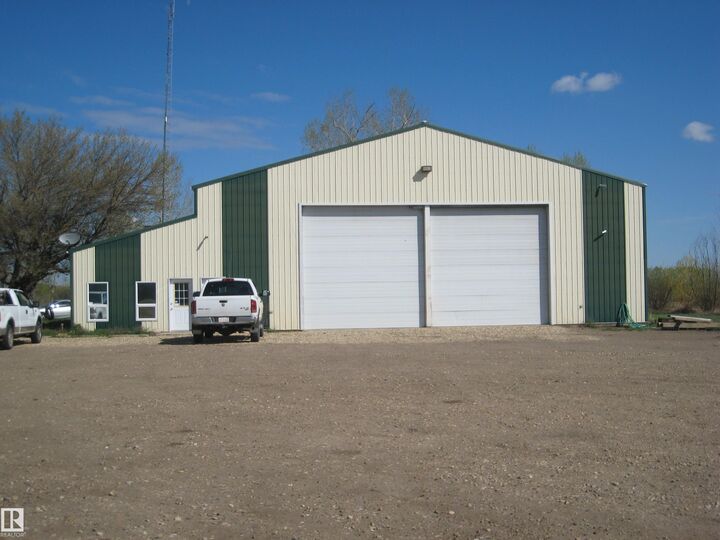 Property Photo: #17 470026 243A AB T9A 1W8