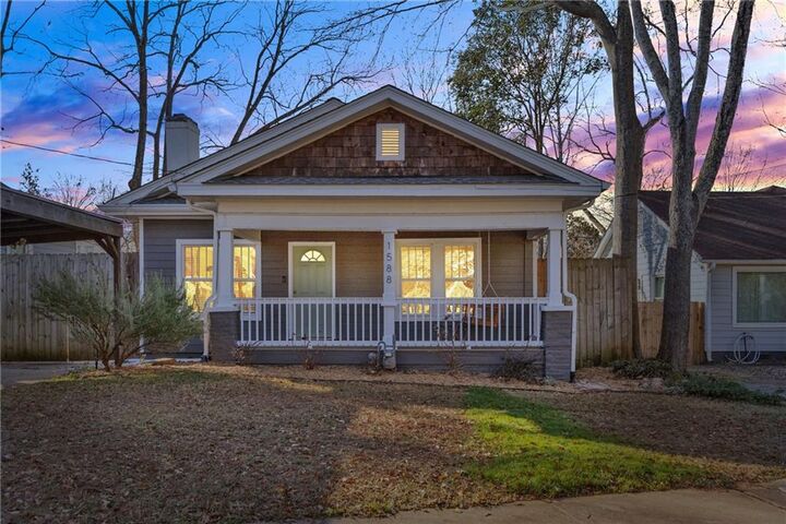 Property Photo:  1588 Linda Way SW  GA 30310 