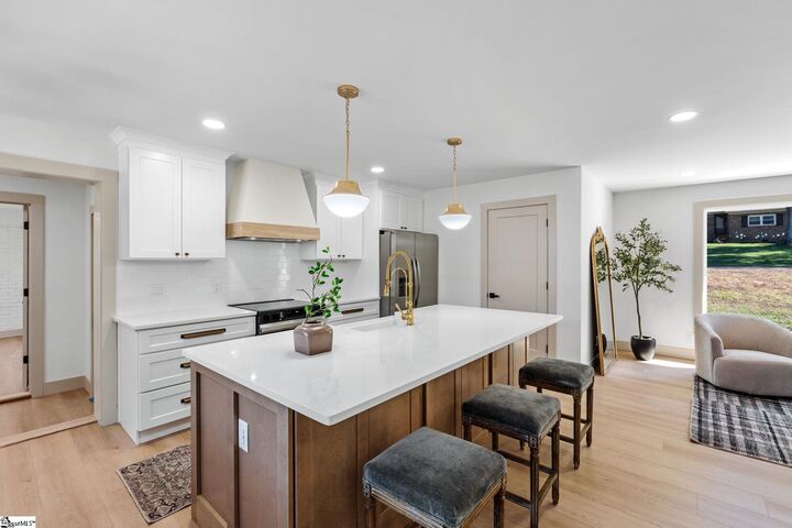 Property Photo:  207 Oakmont Drive  SC 29316 