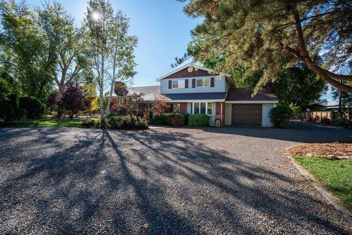 Property Photo:  3587 G Road  CO 81526 