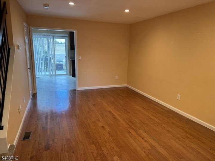 Property Photo:  524 Cypress Ct  NJ 08822 