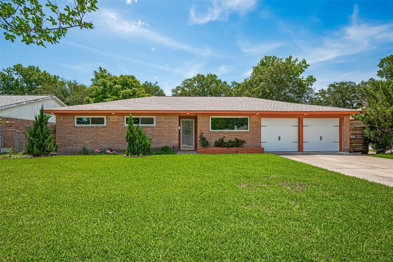 Property Photo:  12206 Ashcroft Drive  TX 77035 