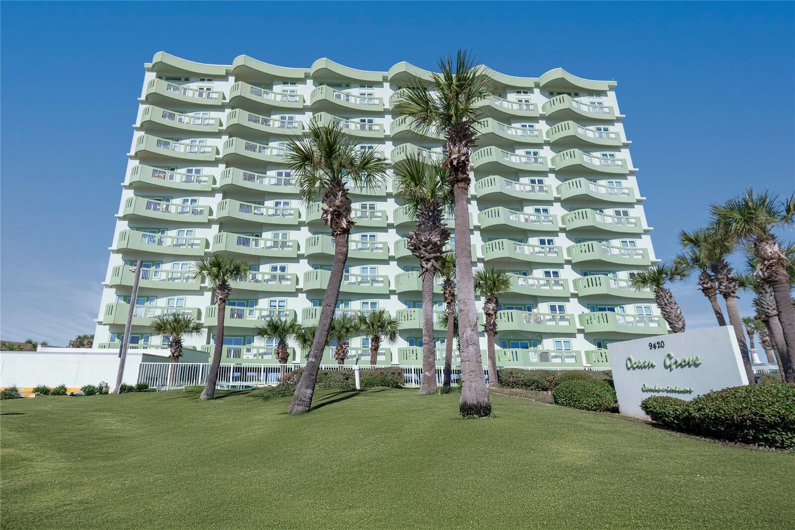 Property Photo: 9420 Seawall Boulevard 301 TX 77554