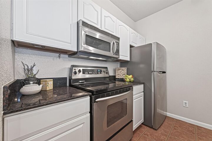 Property Photo: 1330 Old Spanish Trail 3206 TX 77054