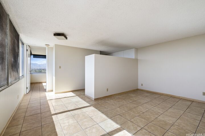 Property Photo:  1060 Kamehameha Highway 3302A  HI 96782 