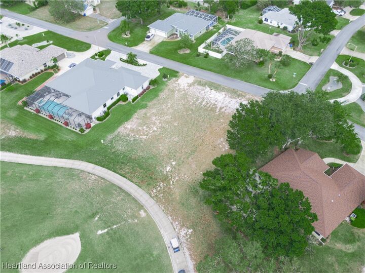 Property Photo:  4501 Mendavia Drive  FL 33872 