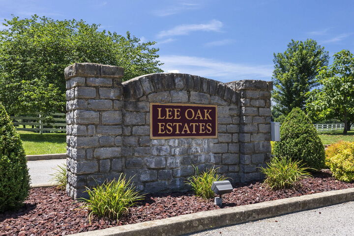 Property Photo:  114 K Leigh Drive  KY 40330 