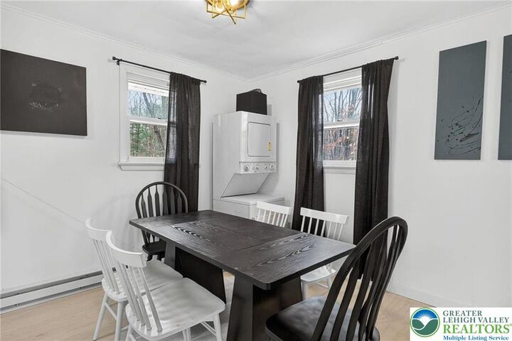 Property Photo: 104 Iowa Trail PA 18347