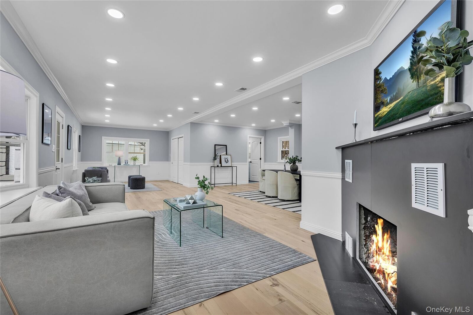 Property Photo:  58 Lakelands Avenue  NY 10925 