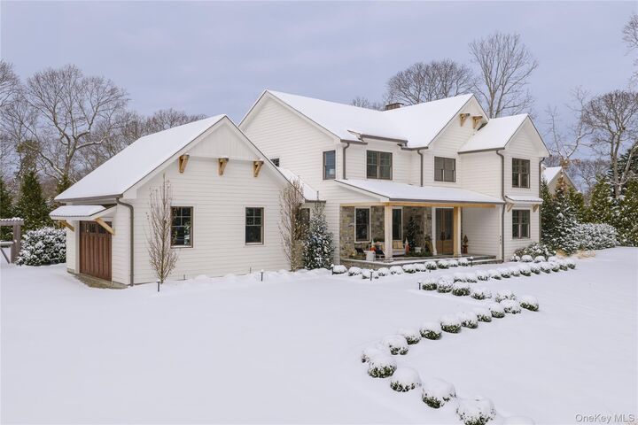 Property Photo:  465 Ripple Water Lane  NY 11971 