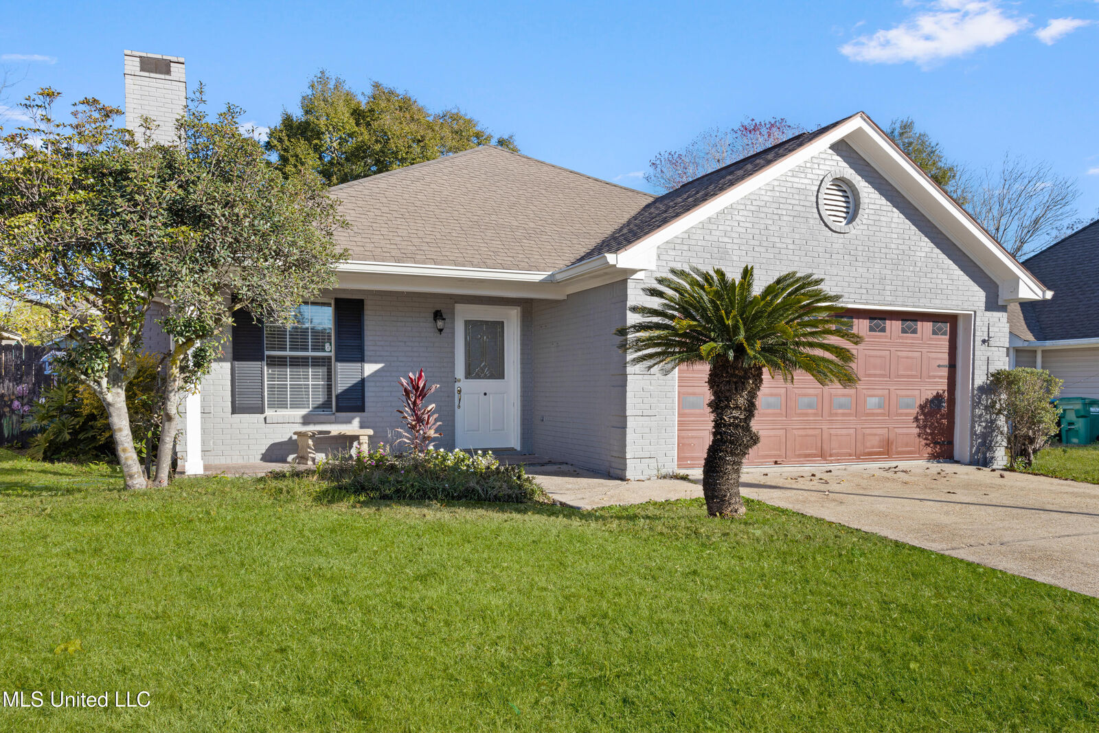 Property Photo:  2625 Palmer Drive  MS 39507 