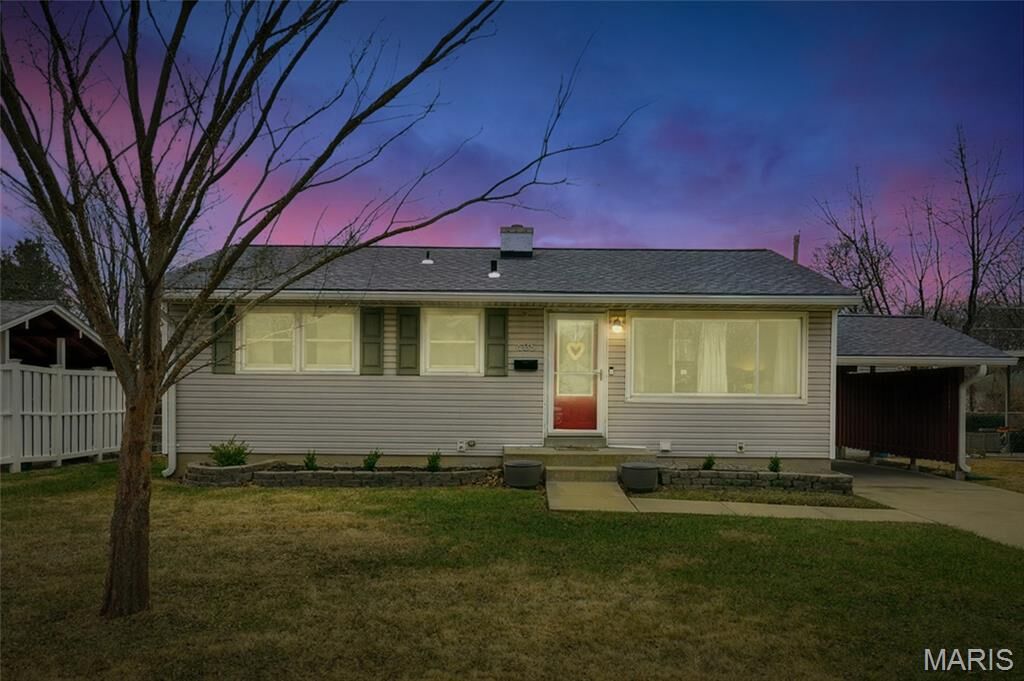 Property Photo:  485 S Saint Jacques Street  MO 63031 