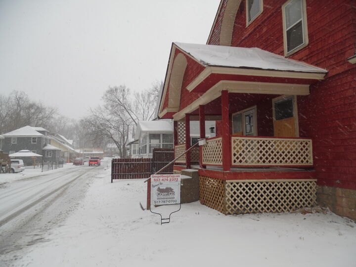 Property Photo:  112 Lincoln Court  MI 49203 