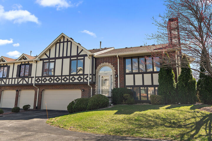 Property Photo: 17565 Windsor Parkway IL 60487