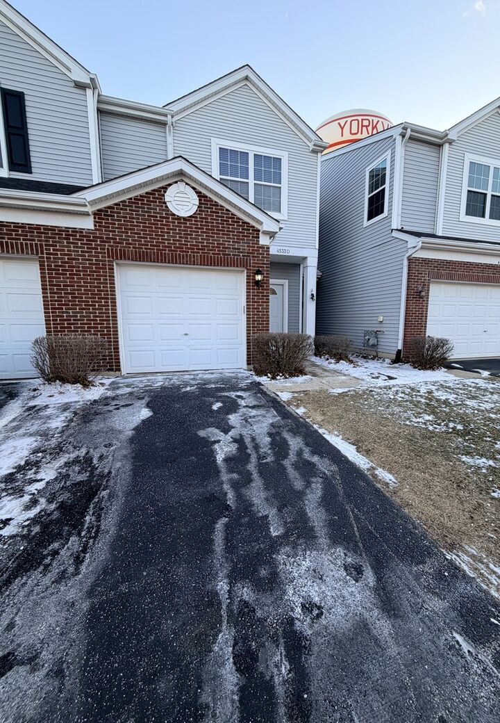 Property Photo:  4533 Garritano Street D  IL 60560 
