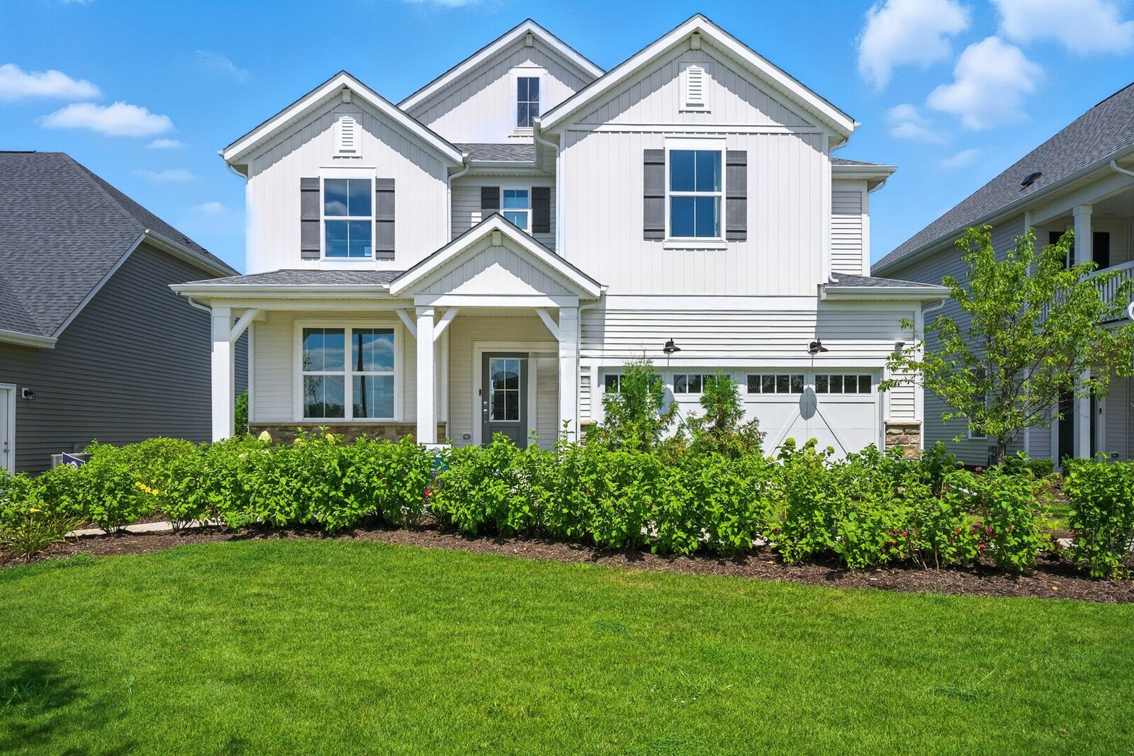 Property Photo: 3058 Adler Street IL 60451