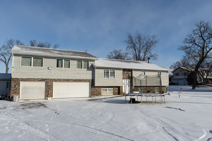 Property Photo: 45W962 Plank Road IL 60140