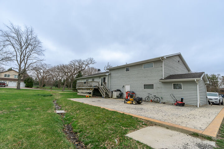 Property Photo:  45W962 Plank Road  IL 60140 