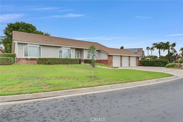 Property Photo:  30279 Clear Water  CA 92587 