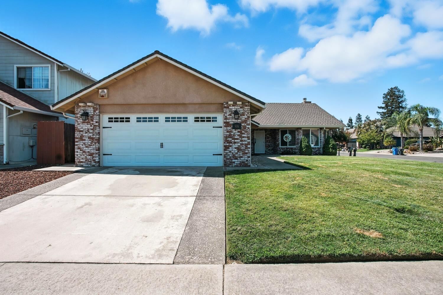 Property Photo: 906 Ranch Road CA 95632