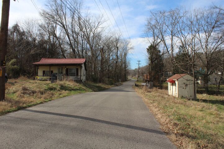 Property Photo:  191 McMillian St  TN 37061 