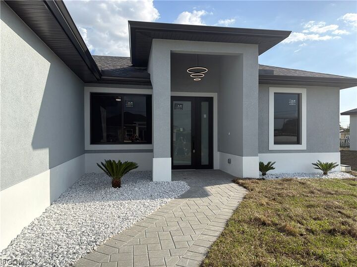 Property Photo: 3903 11th Street SW FL 33976