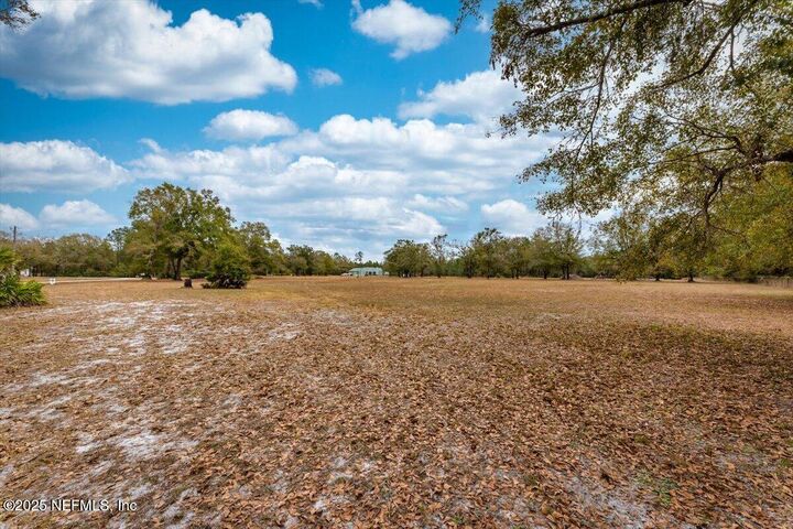 Property Photo:  01 Hogarth Road  FL 32043 