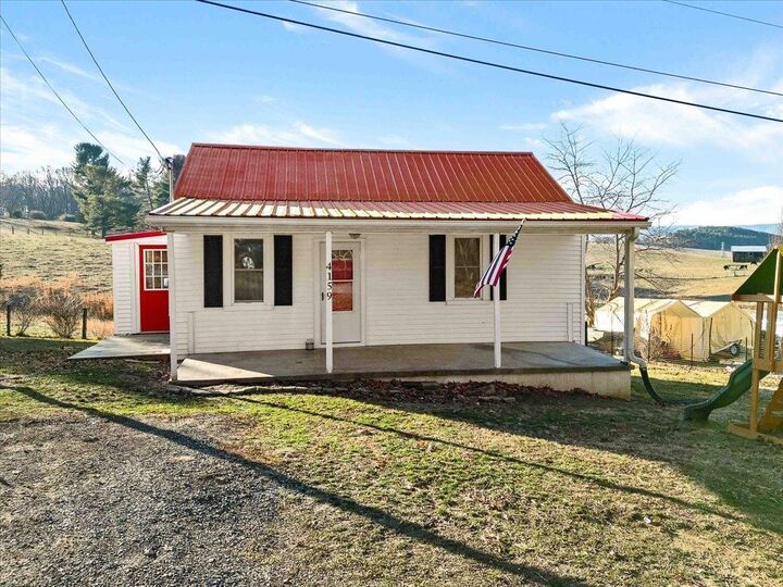 Property Photo: 4159 Whistler Road VA 24141