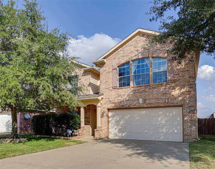Property Photo:  8401 Autumn Creek Trail  TX 76134 